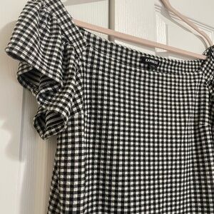 Express Gingham Ruffle Sleeve Top
